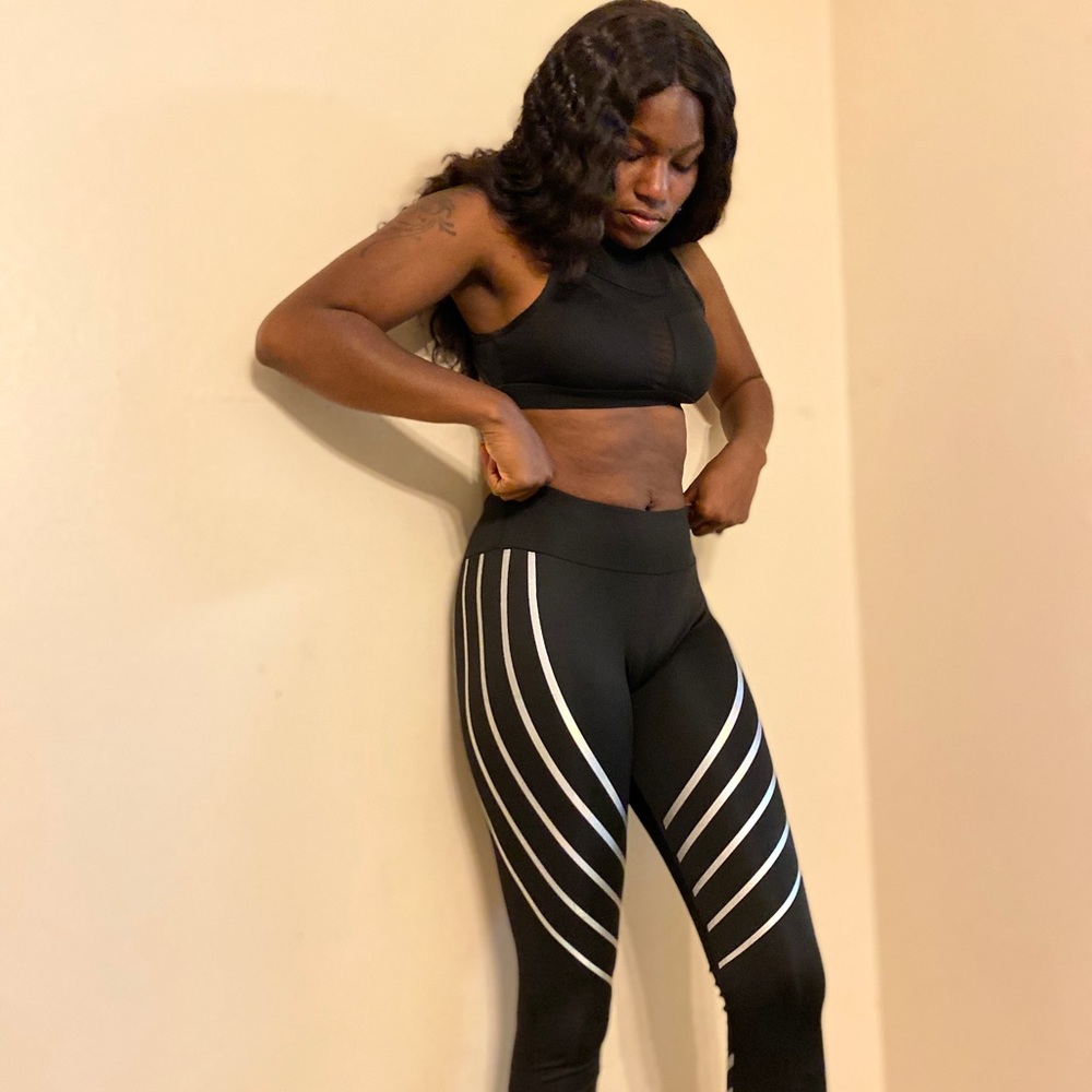 Workout set ! - Picture 3 of 3